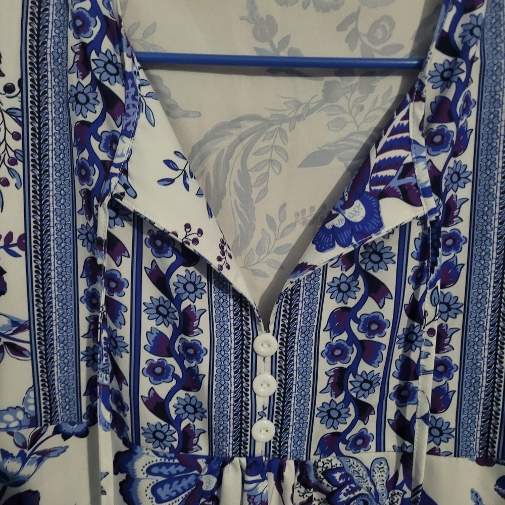 Blue Floral Women's Blouse - Picture 2 of 7